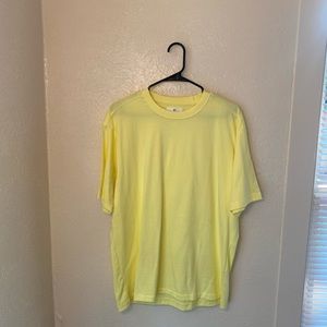 Yellow shirt (M)